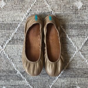 Metallic Gold Tieks! EUC! Size 6